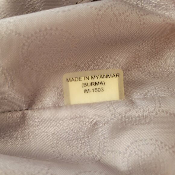 Michael Kors Charlotte saffiano leather medium. Preowned. - Picture 5 of 14